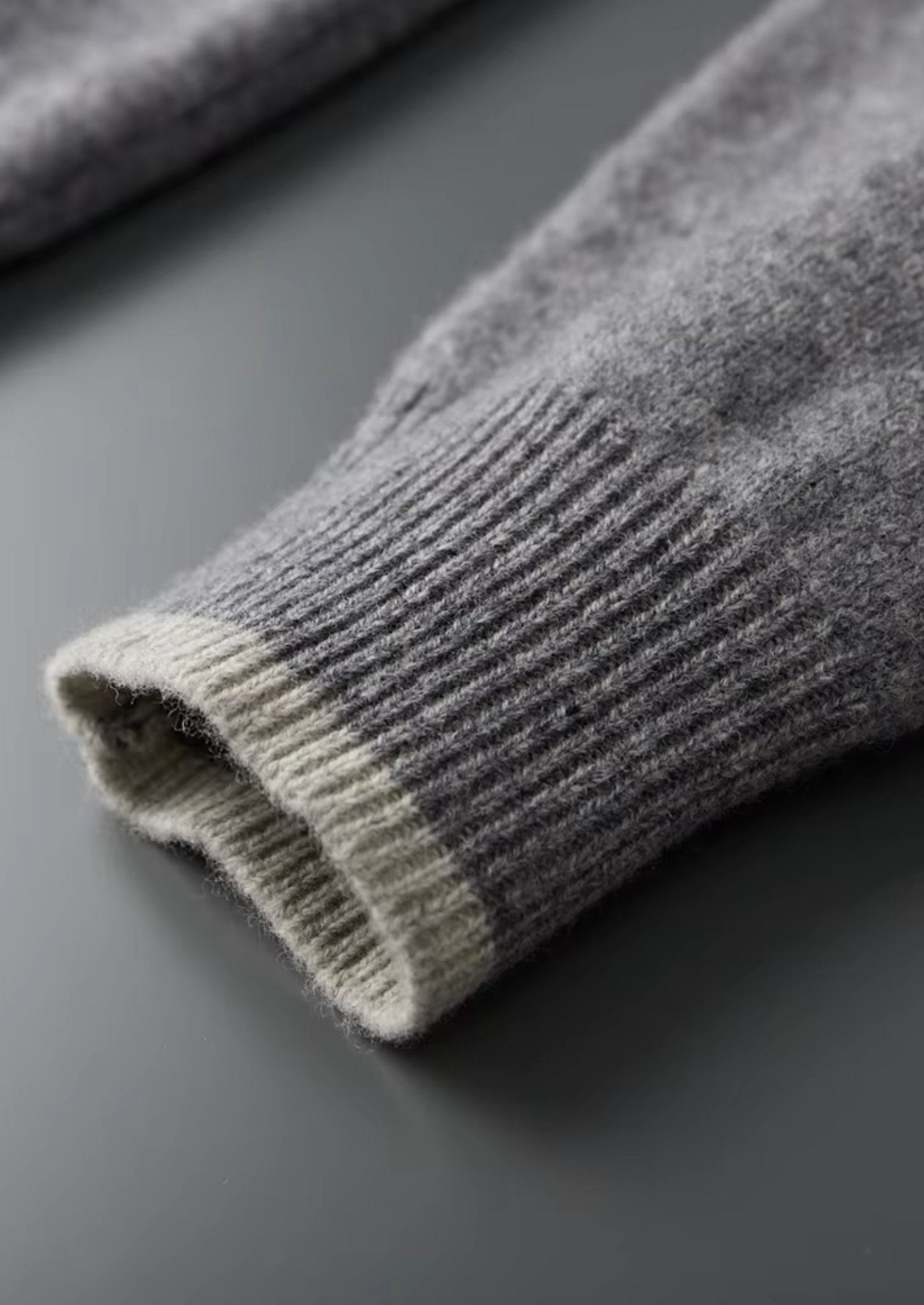 Premium Extra-Fine Merino Wool Two-Tone Set