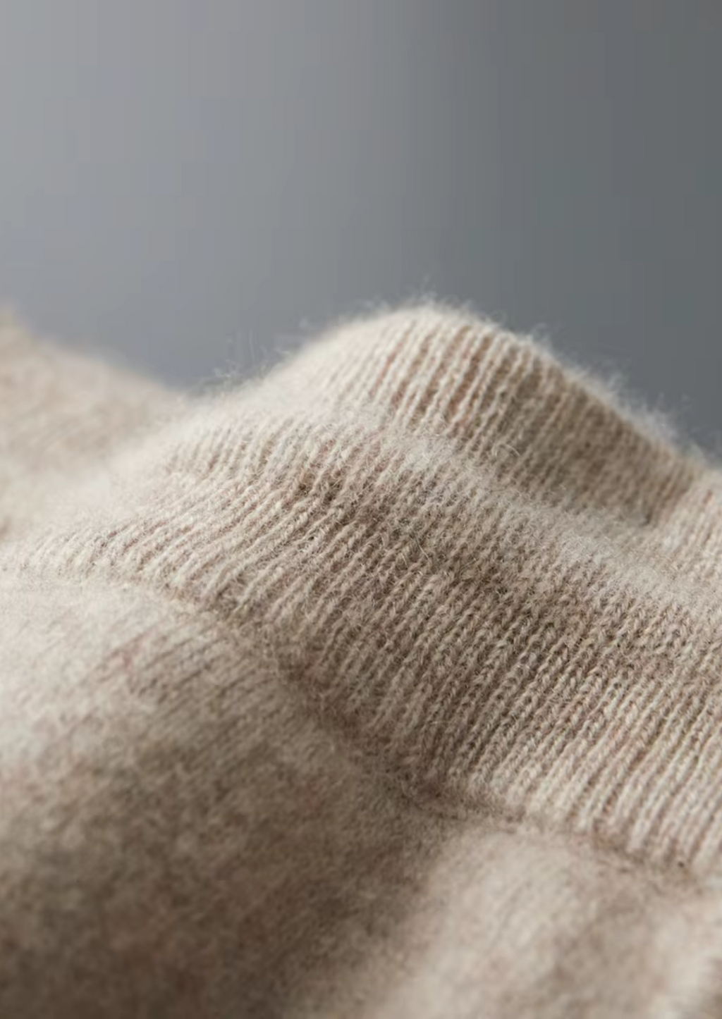 Luxurious Extra-Fine Merino Wool Luzzo Collection