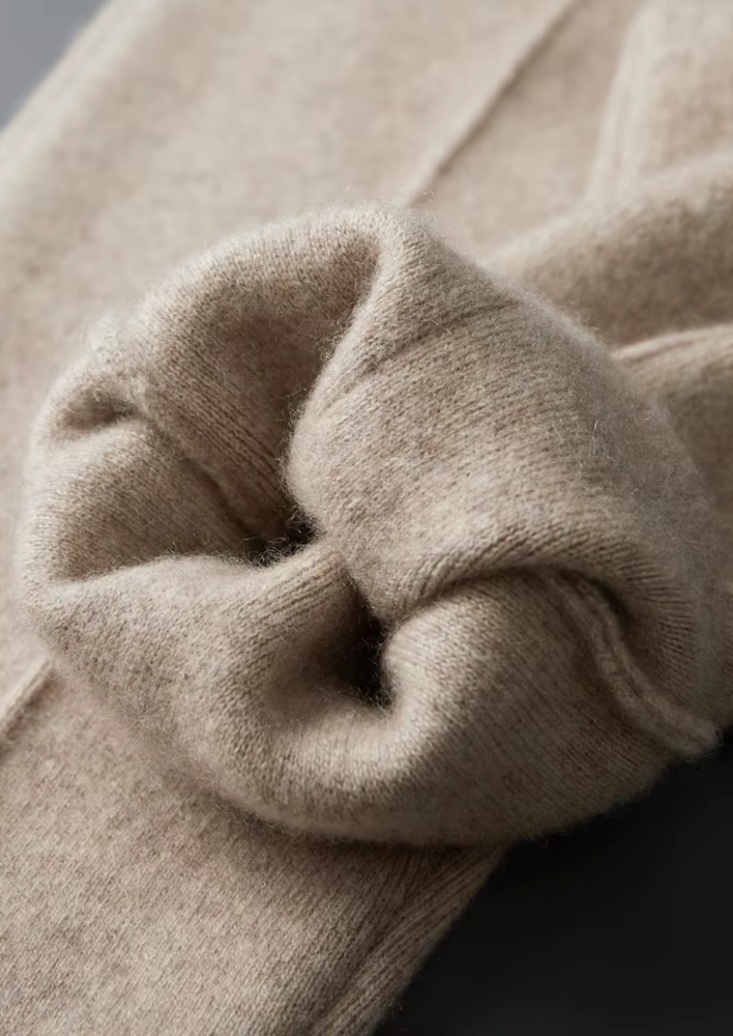 Luxurious Extra-Fine Merino Wool Luzzo Collection