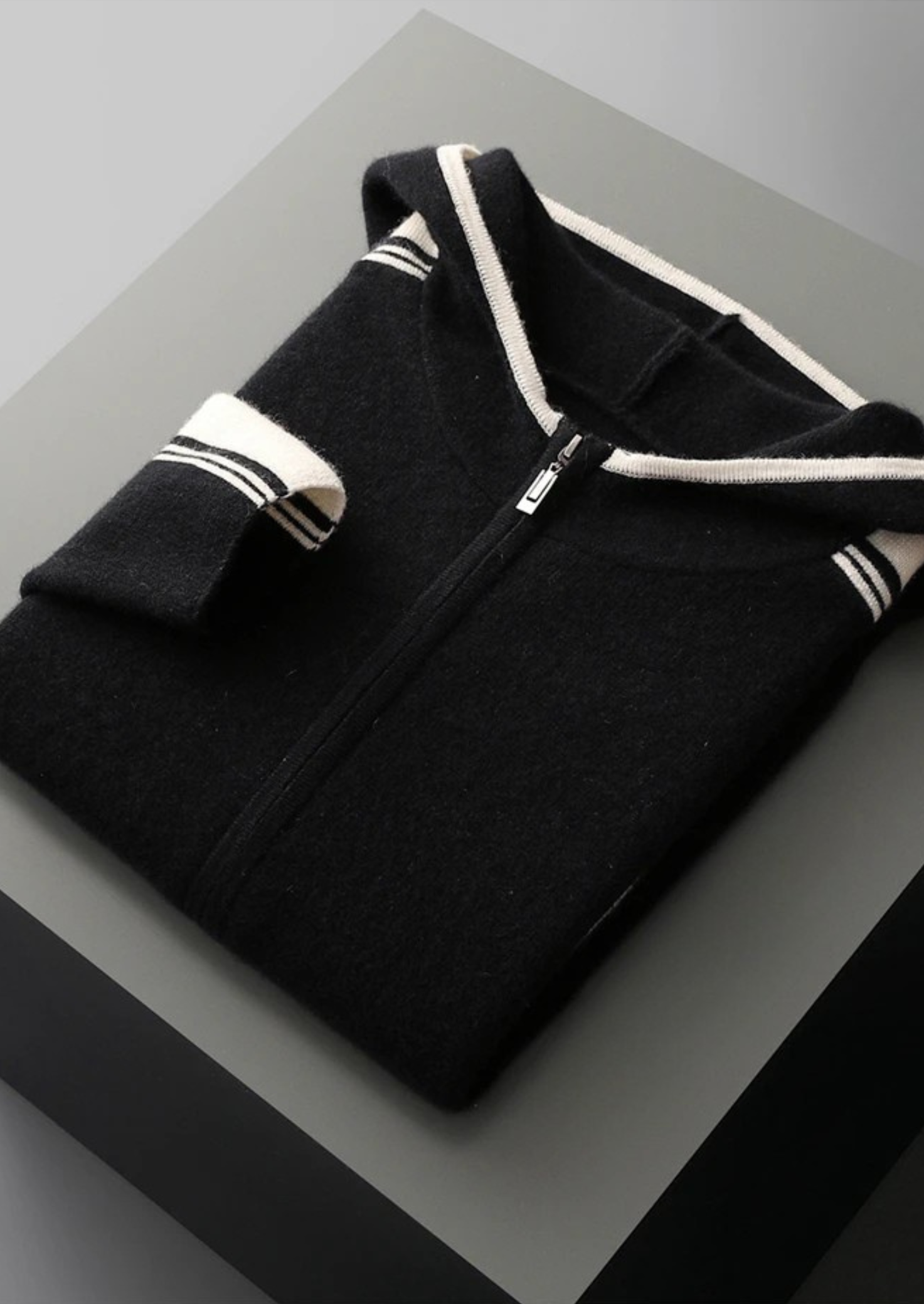 Premium Extra-Fine Merino Wool Damien Collection