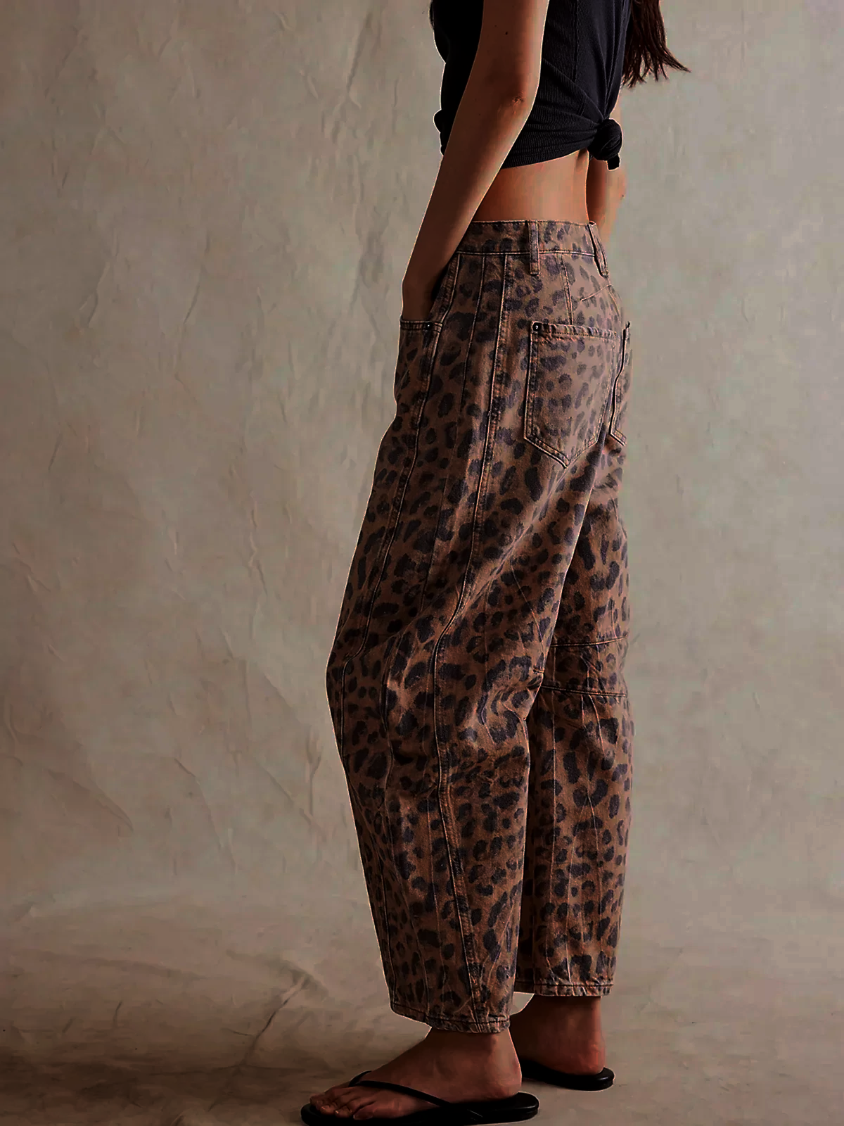 Zillah – High-Waisted Wide Leg Barrel Jeans