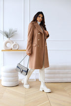 Elegant Long Winter Coat Featuring Gold Buttons