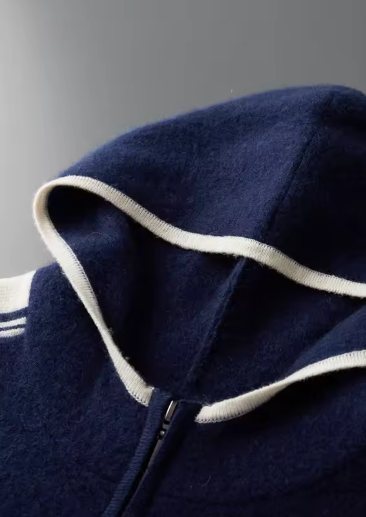 Premium Extra-Fine Merino Wool Damien Collection