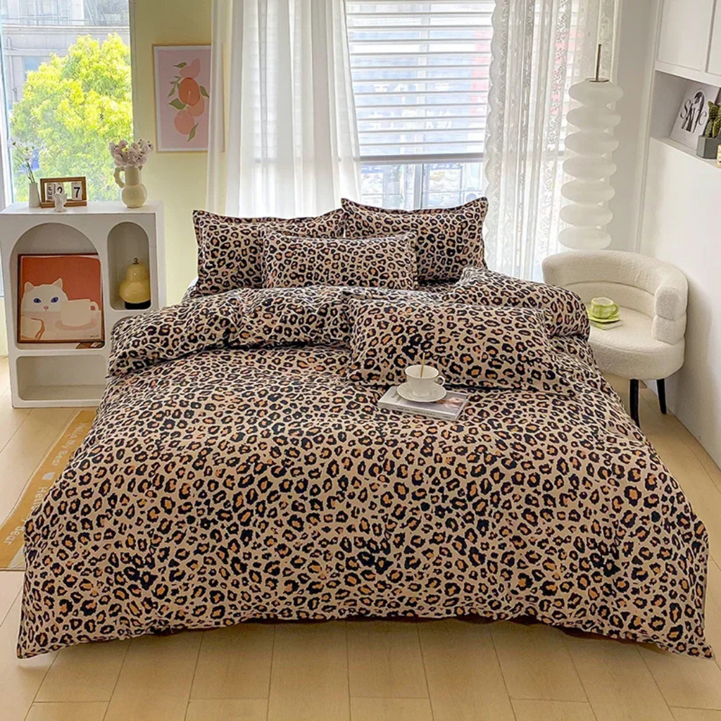 Savannah - Elegant Leopard Print Luxury Duvet Cover