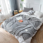 Cozy Velvet Fleece Blanket for Winter Warmth