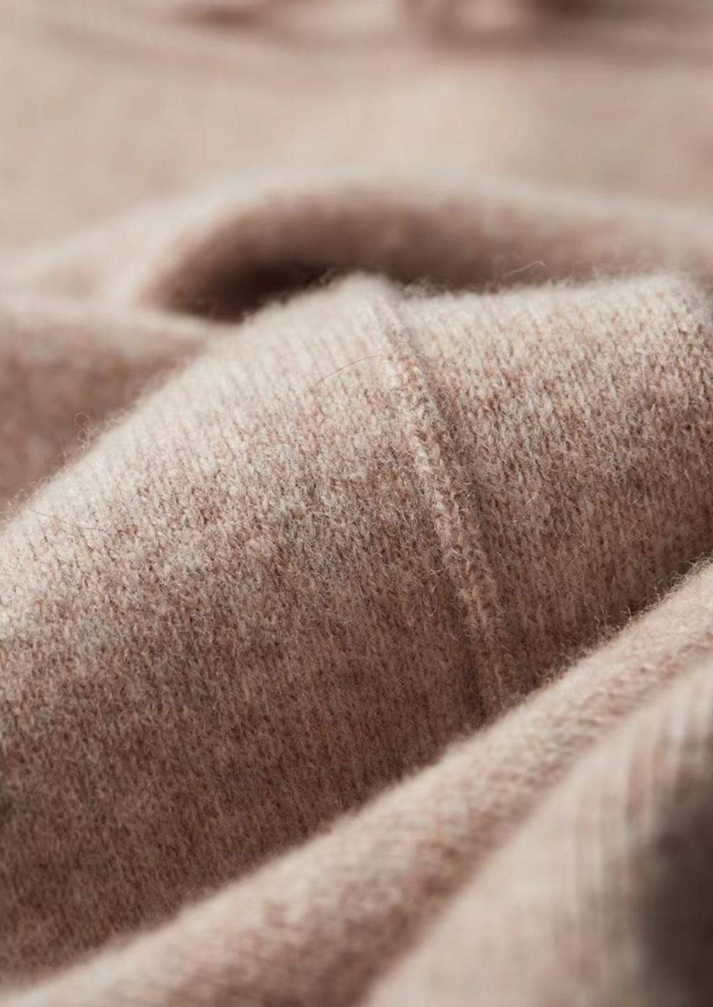 Premium Extra-Fine Merino Wool Vesco Set
