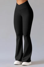 Women's Fitted Flared Sports Trousers with V-Waistband for Ultimate Comfort During Workouts