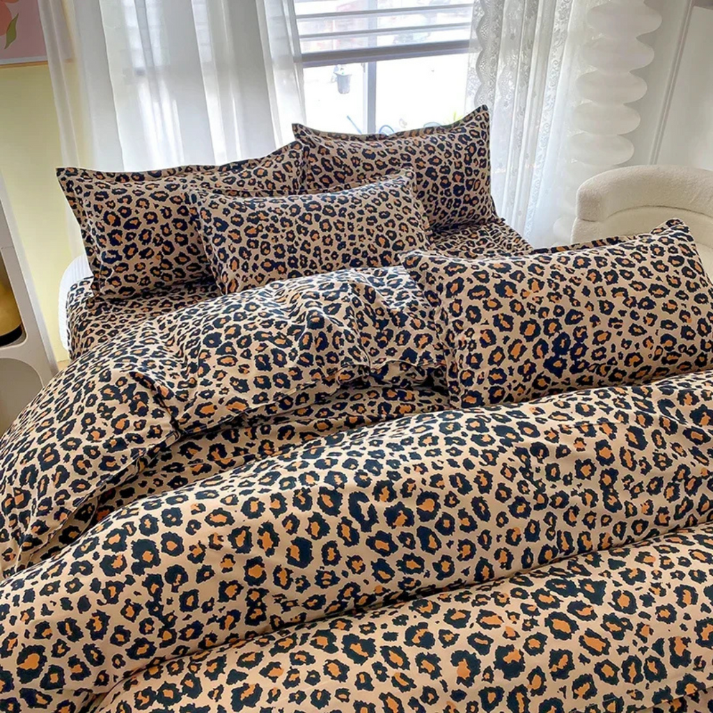 Savannah - Elegant Leopard Print Luxury Duvet Cover
