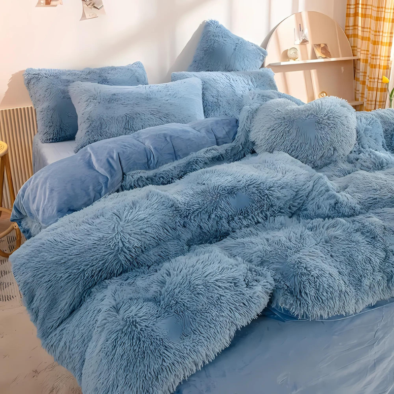 Zephariel - Opulent 3-Piece Velvet Bedding Set for Fall and Winter