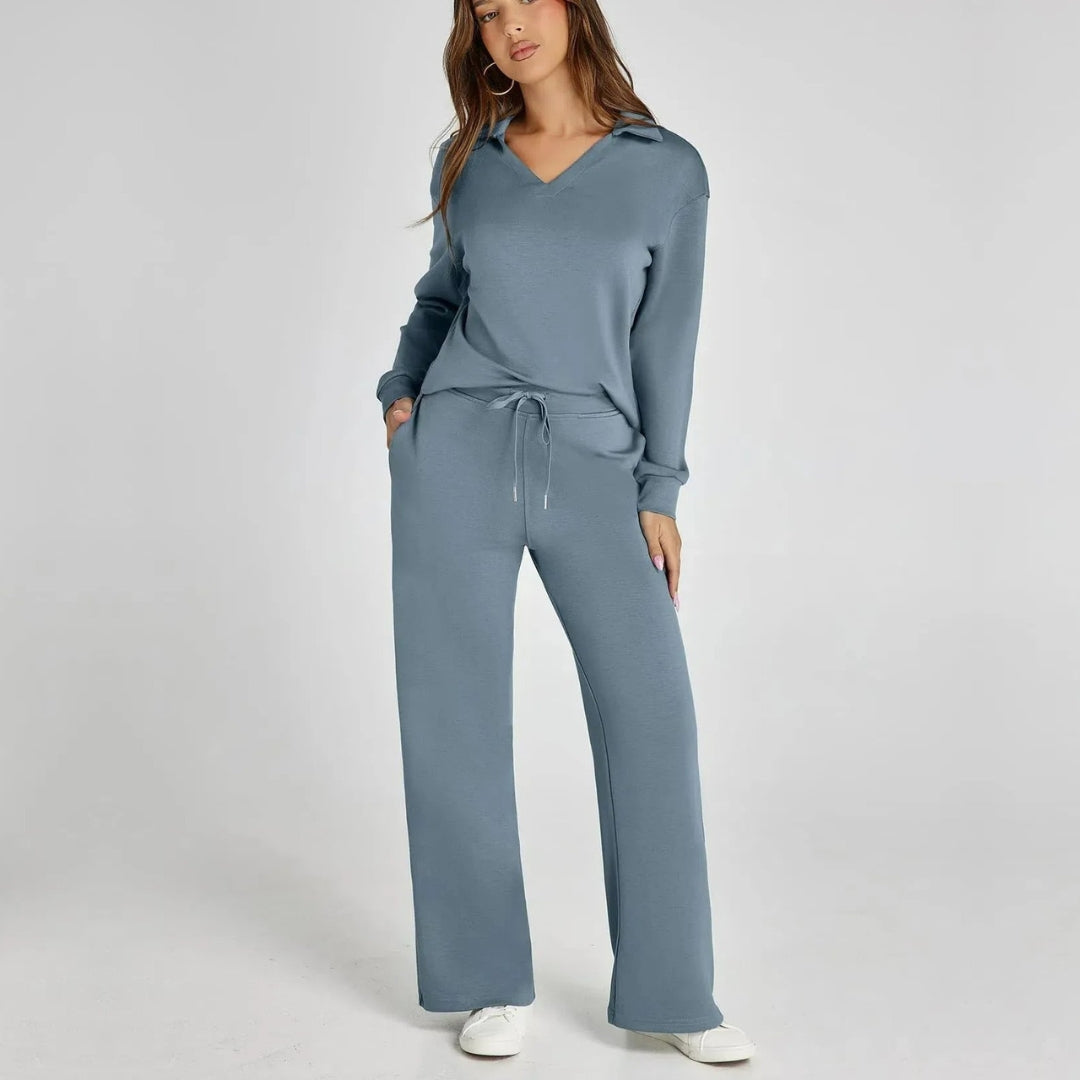 Eline | Premium Loungewear Set Featuring Cozy Trousers and V-Neck Design
