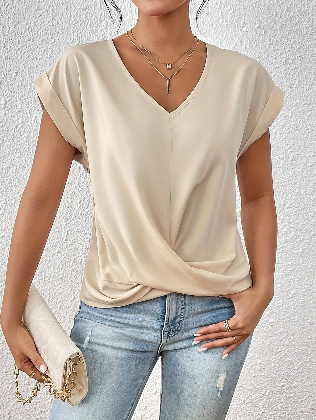 Noreen - V-Neck Casual T-Shirt
