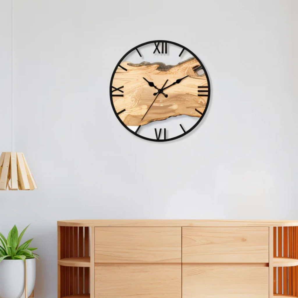 Hoopie Minimalist Wall Clock
