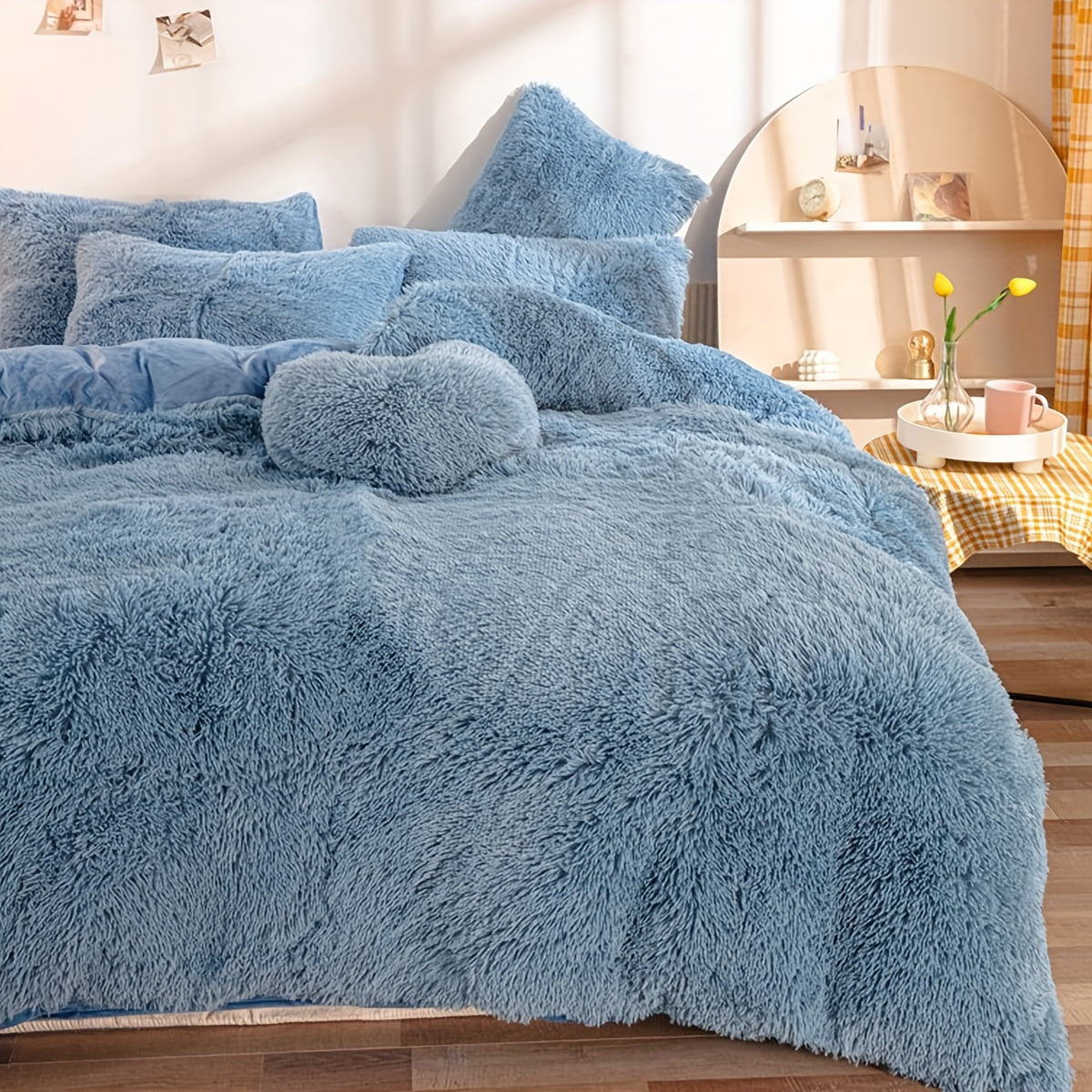 Luxurious Three-Piece Velvet Bedding Set with Soft Velvety Texture