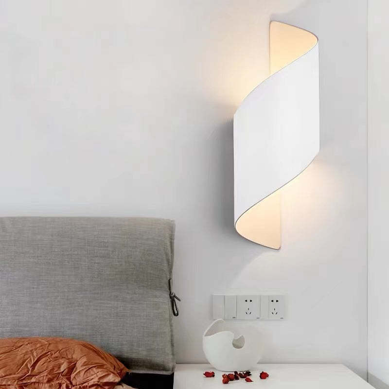 TwistLight Spiral-Shaped Modern LED Wall Lamp