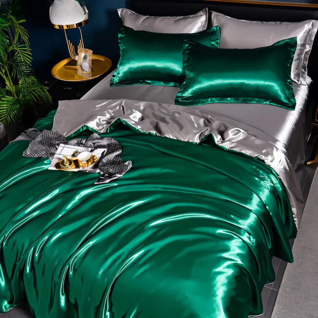 Luxurious Silk Duvet Cover - Soft, Breathable Comfort