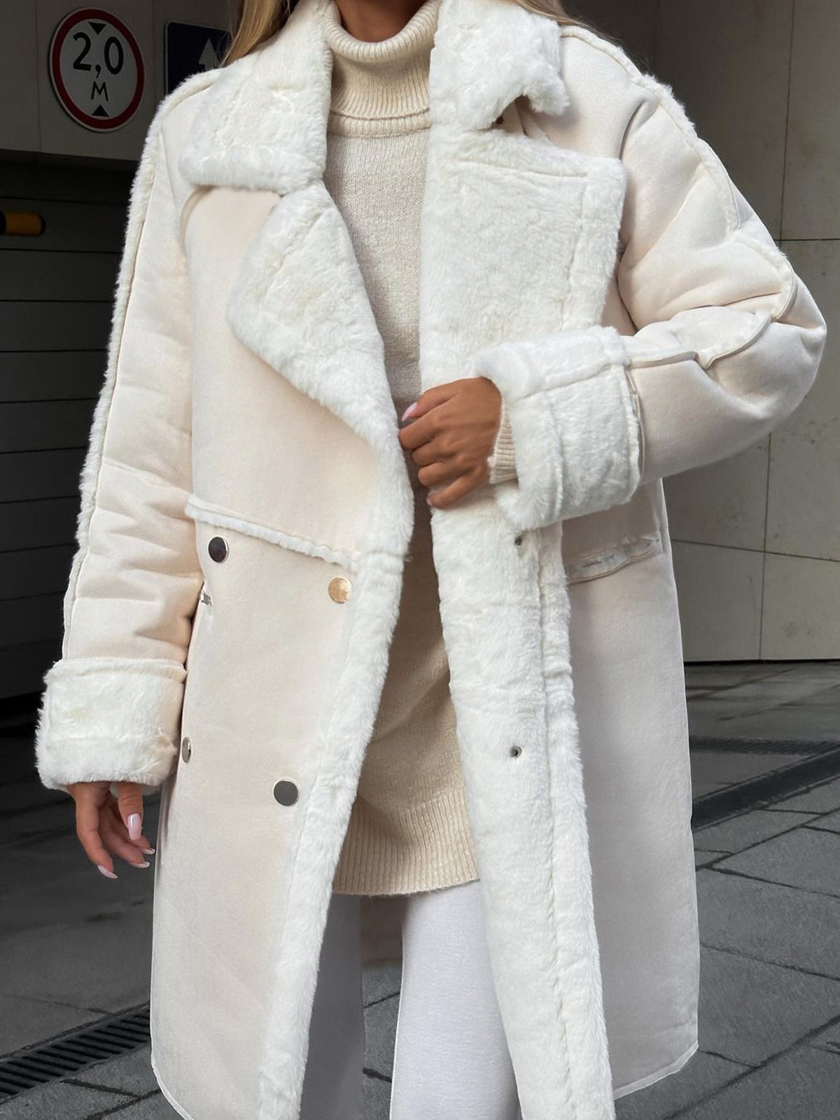 Women's Chic Oversized Lapel Button-Up Winter Coat