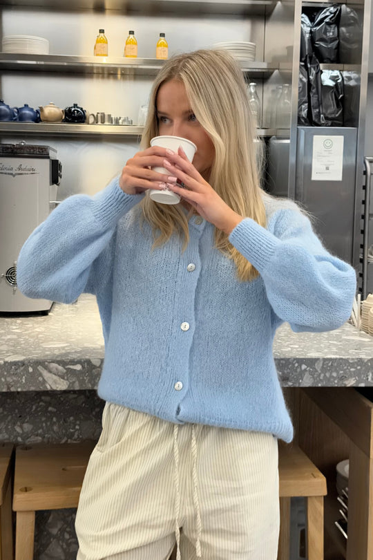 NOLA - Knitted Women's Cardigan with Buttons