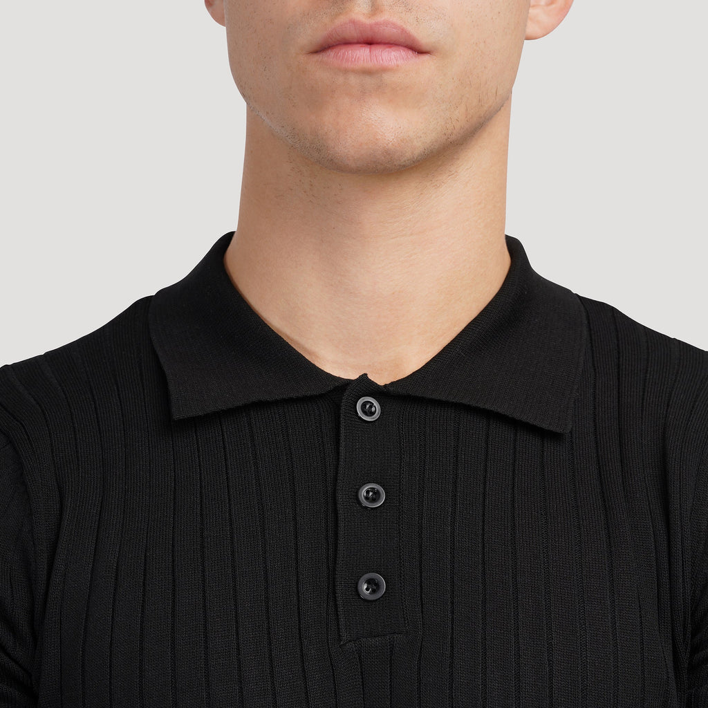 GIMCHEON Knit Polo Top