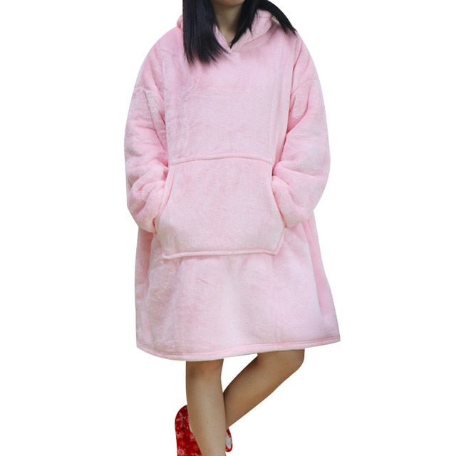 Cozy Fleece Hoodie Blanket - Perfect for Winter