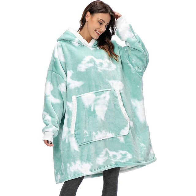 Cozy Fleece Hoodie Blanket - Perfect for Winter