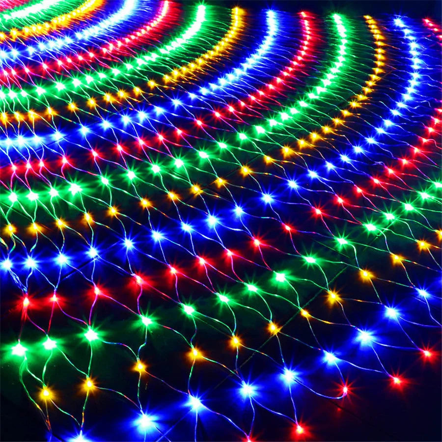 Elegant LED Outdoor Lighting with a Stylish Mesh Design
