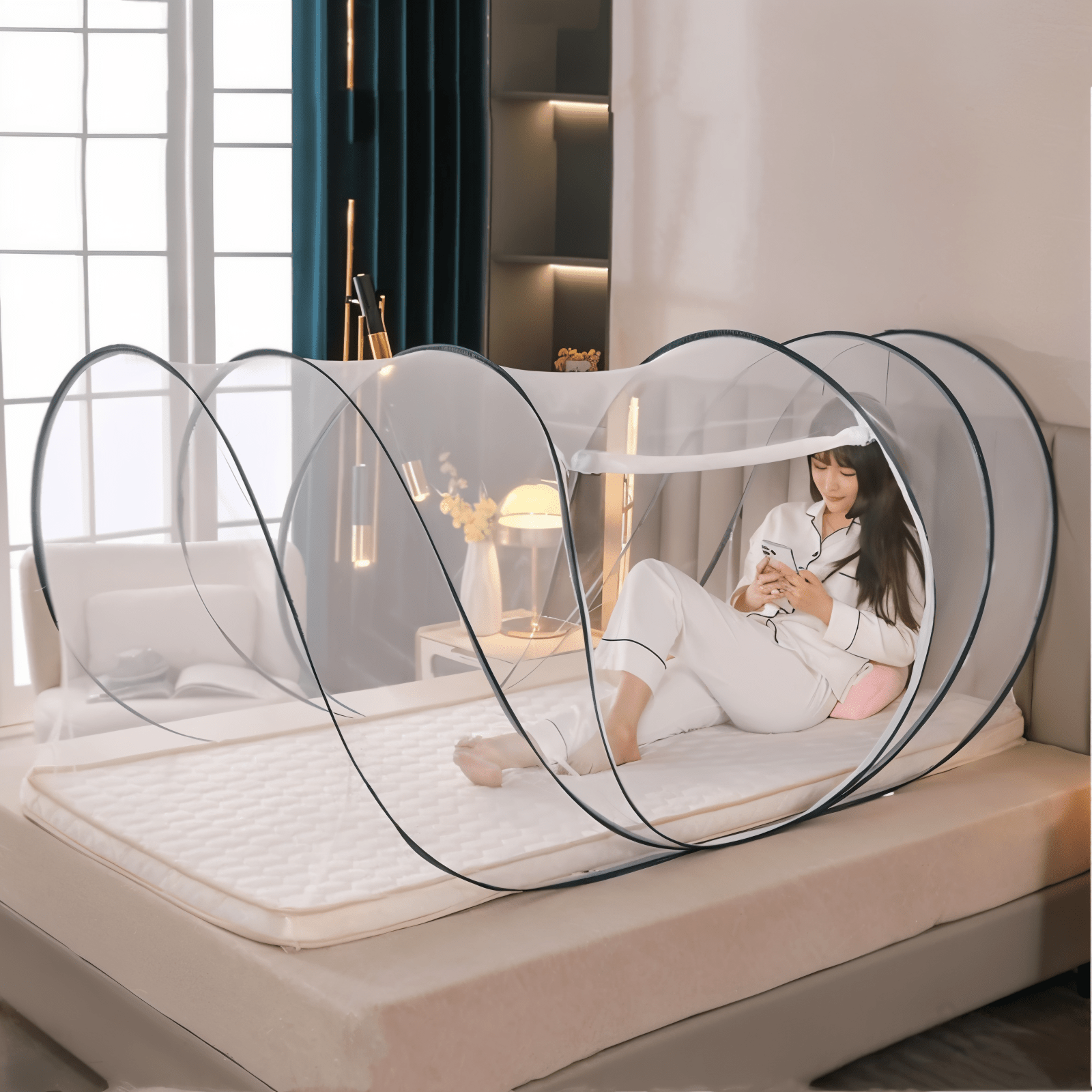 Compact Round Mosquito Net with Fine Mesh Design