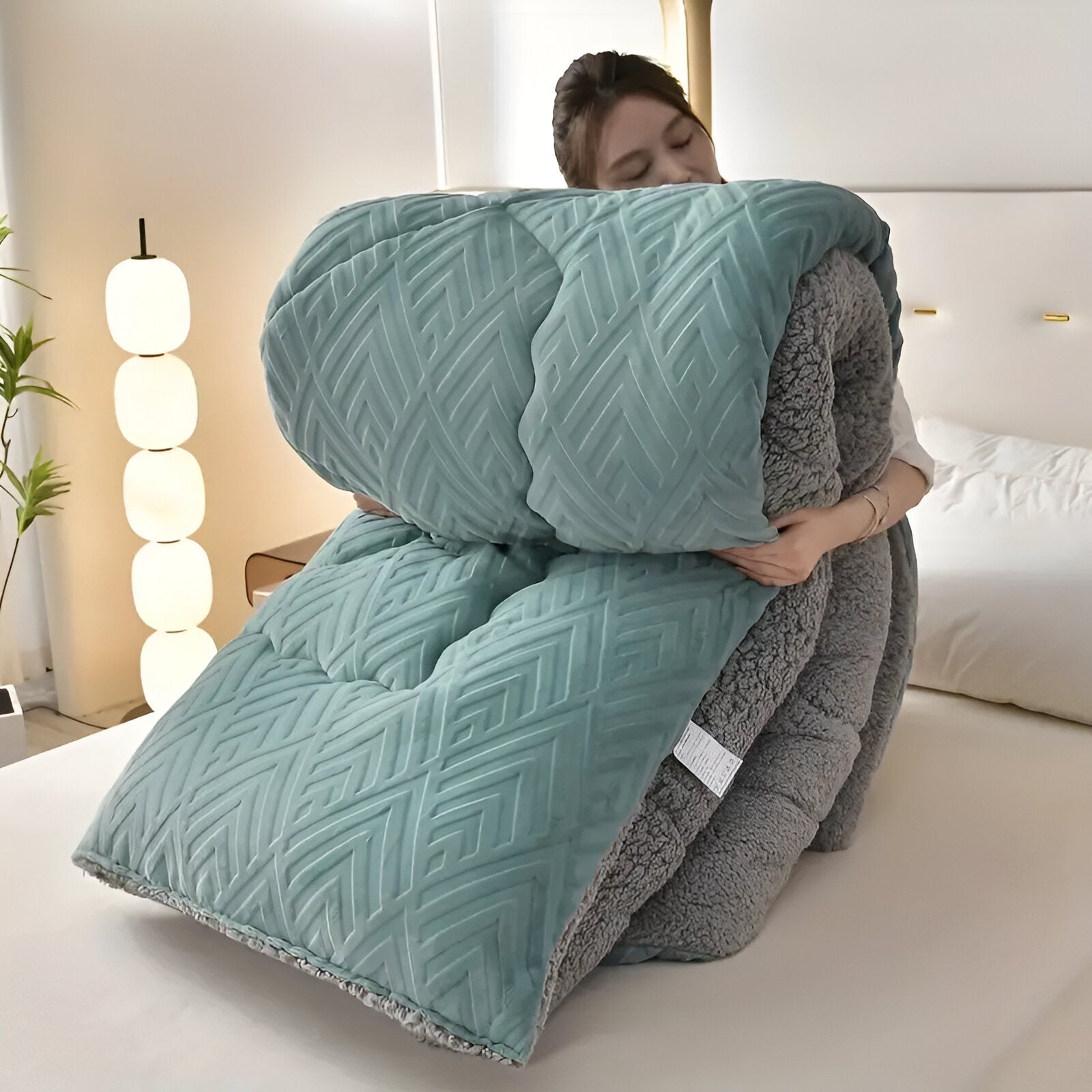 Sylavine - Opulent Four Seasons Duvet Cover with Luxurious Plush Texture