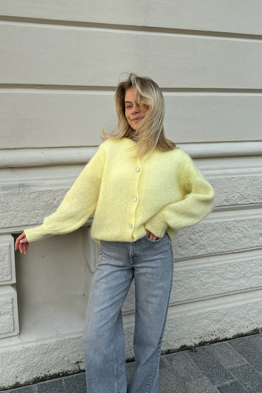 NOLA - Knitted Women's Cardigan with Buttons