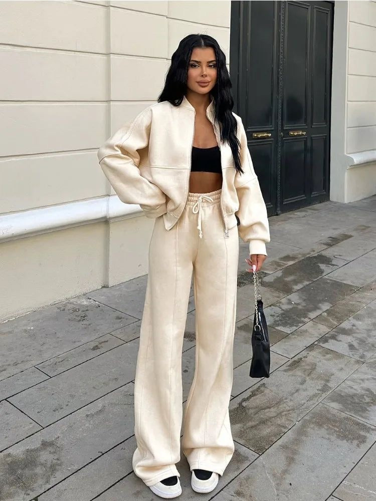 Lynn | Cozy Ensemble