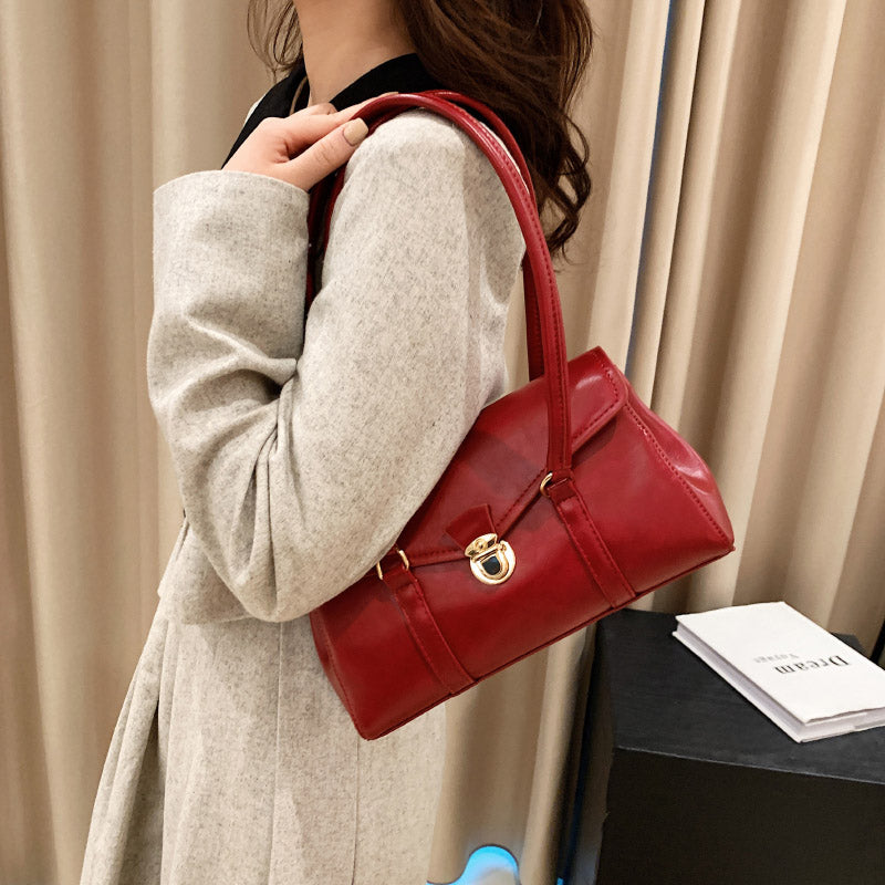 Chic Elise Shoulder Bag
