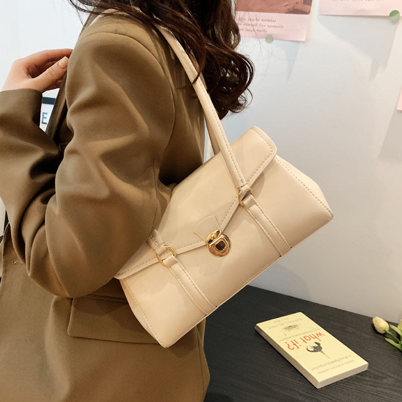 Chic Elise Shoulder Bag