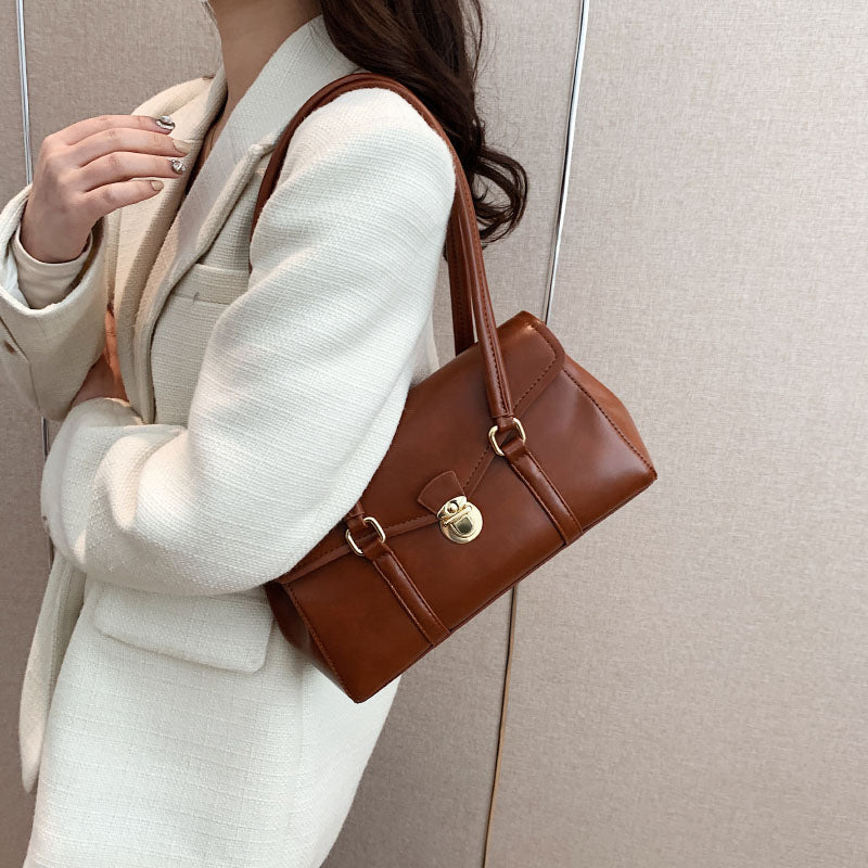 Chic Elise Shoulder Bag