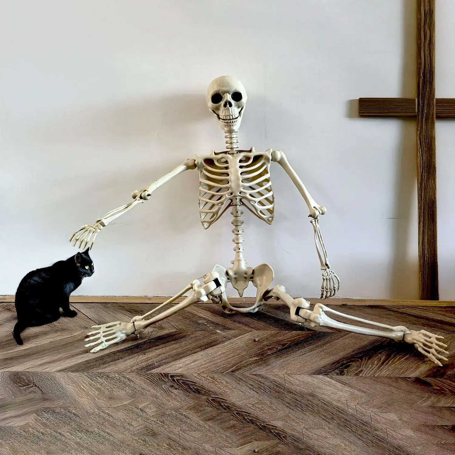 Adjustable Human Skeleton 90–165 cm — Lifelike Decoration for Halloween and Horror Themes