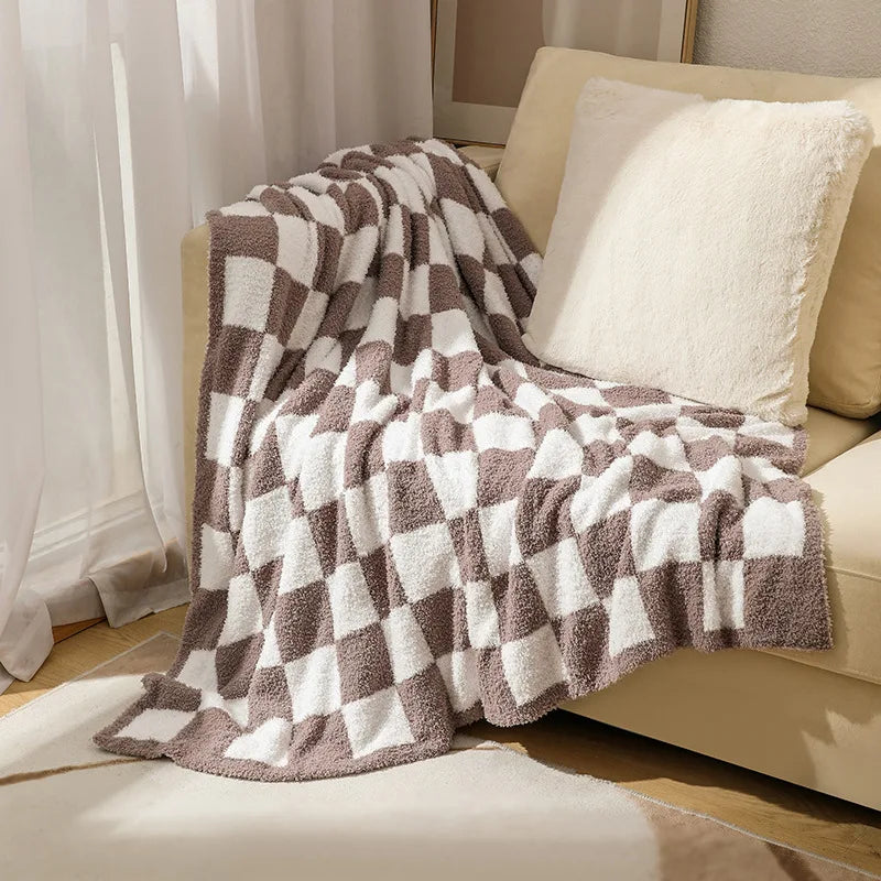 Elegant Nordic Throw for Stylish Interiors