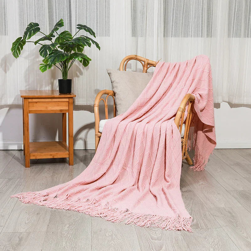 Cozy Scandinavian-Inspired Throw Blanket
