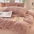 Cozy Faux Fur Duvet with Comfort Pattern for Your Bedroom