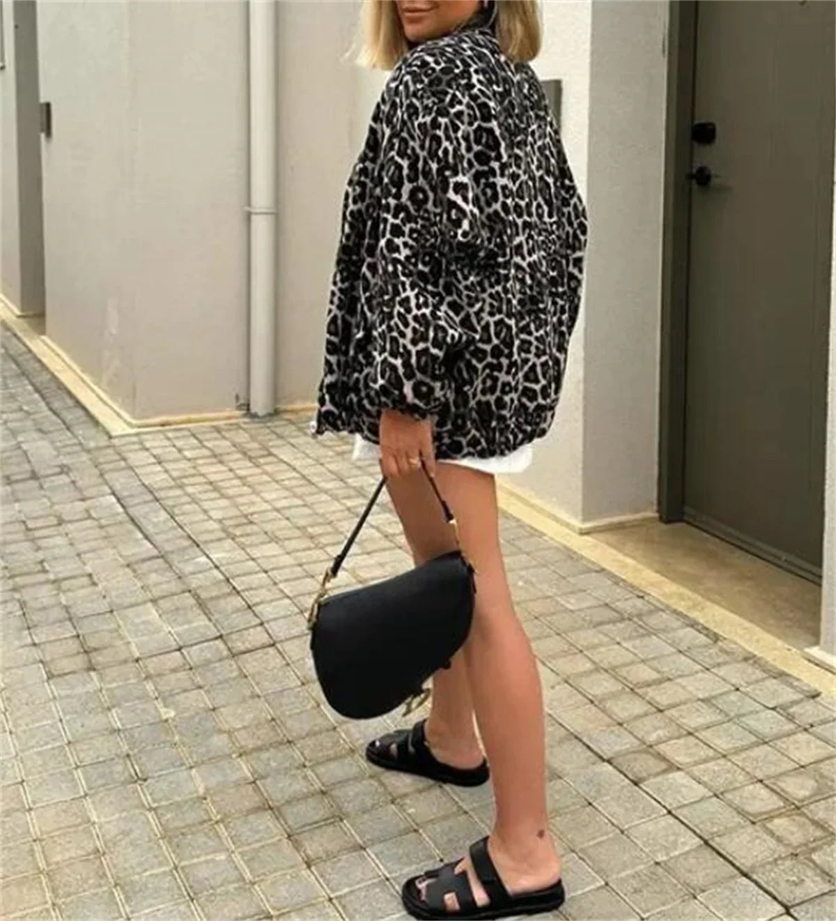 Chic Leopard Print Bomber Jacket in Soft Fabric – Women's Fashion