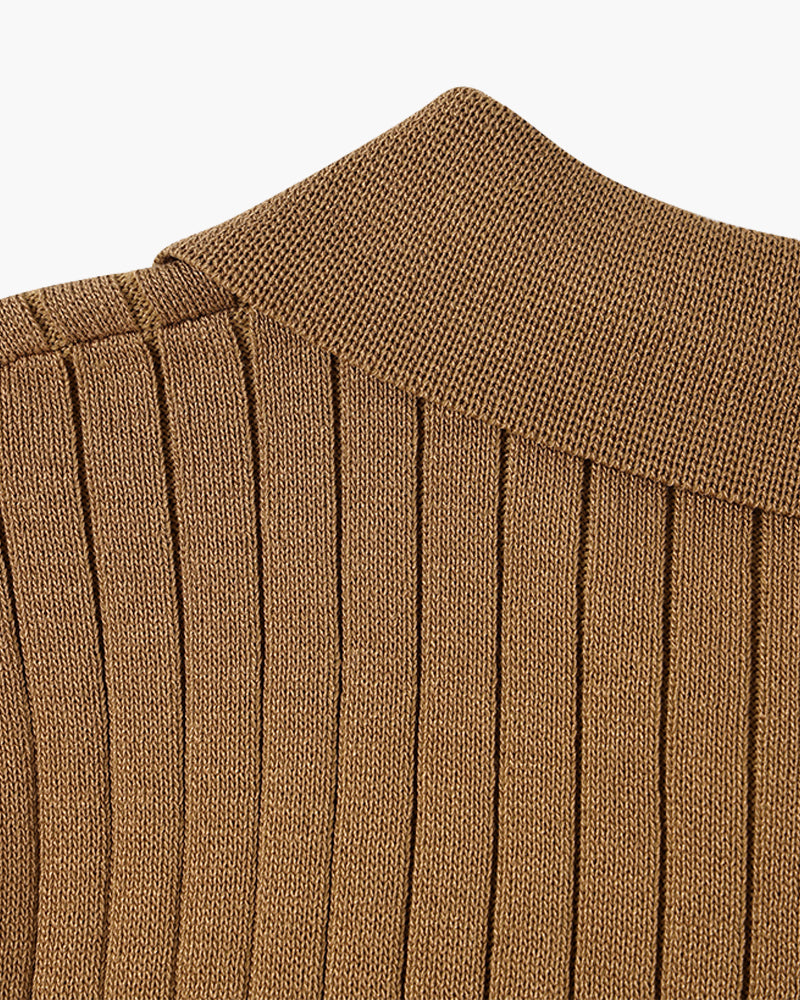GIMCHEON Knit Polo Top
