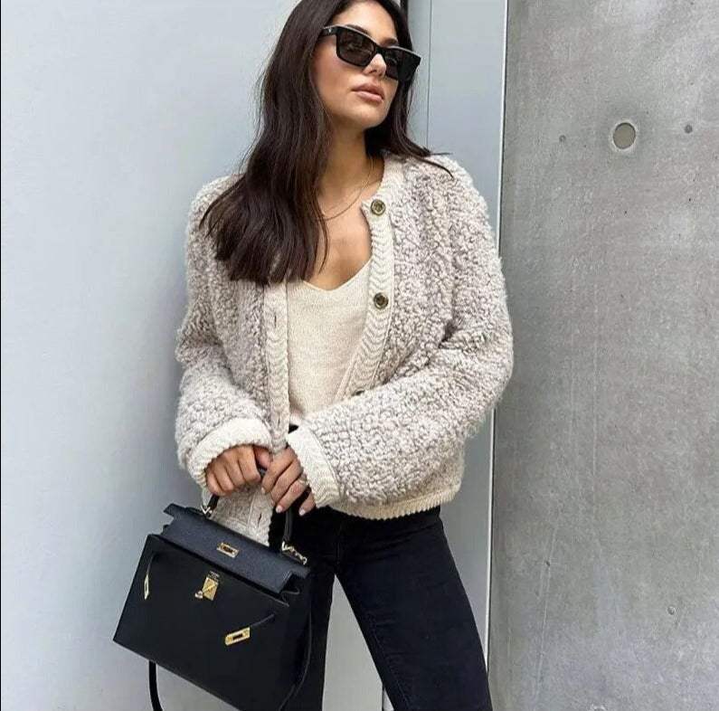 Cozy Soft Teddy Jacket for Women – Perfect for Autumn