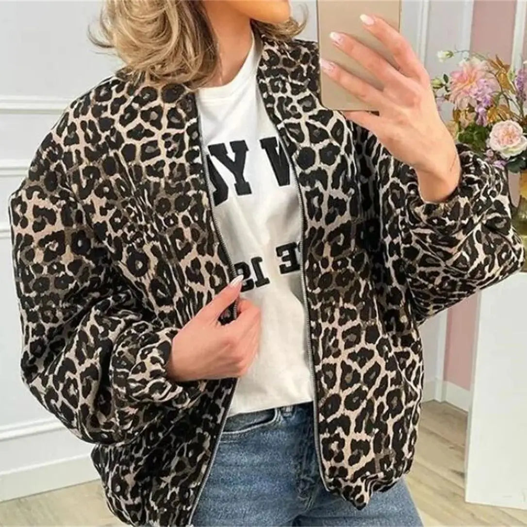 Chic Leopard Print Bomber Jacket in Soft Fabric – Women's Fashion
