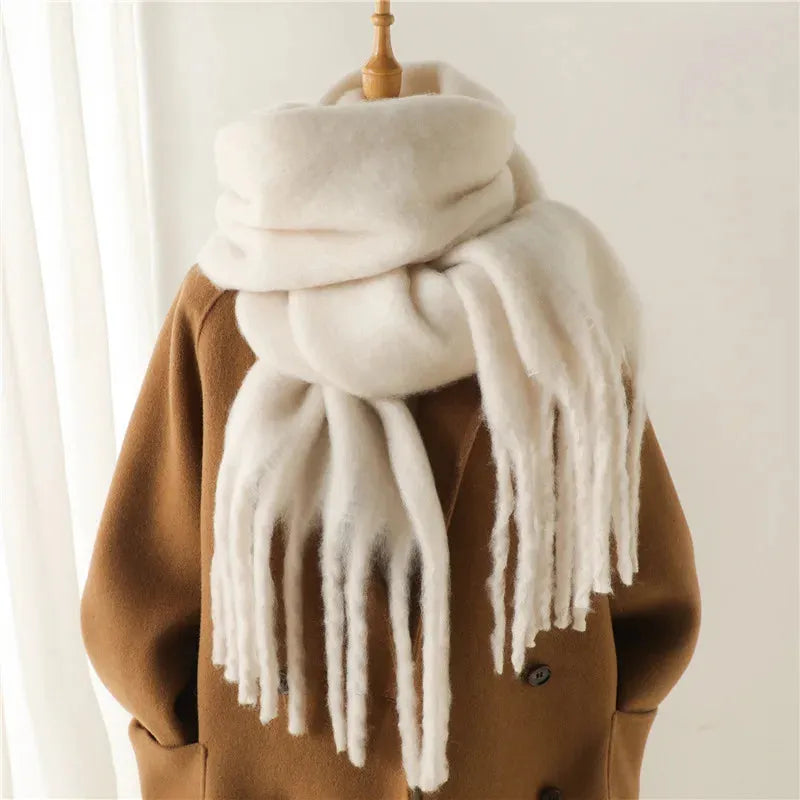 Stylish Women's Long Winter Scarf with Fringed Edges