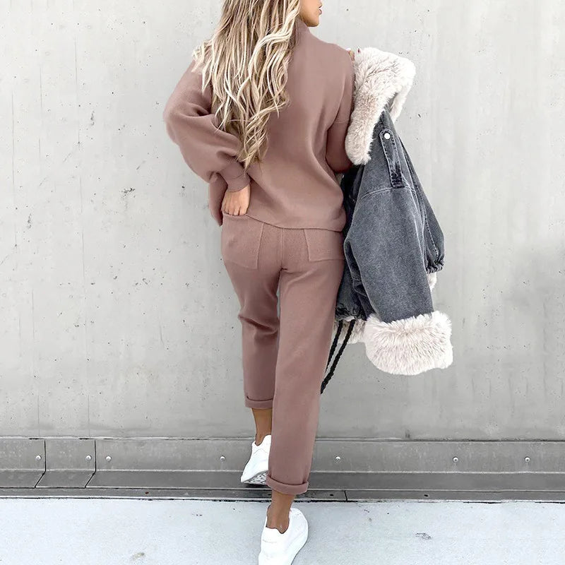 Iris | Cozy Jumper and Trouser Ensemble