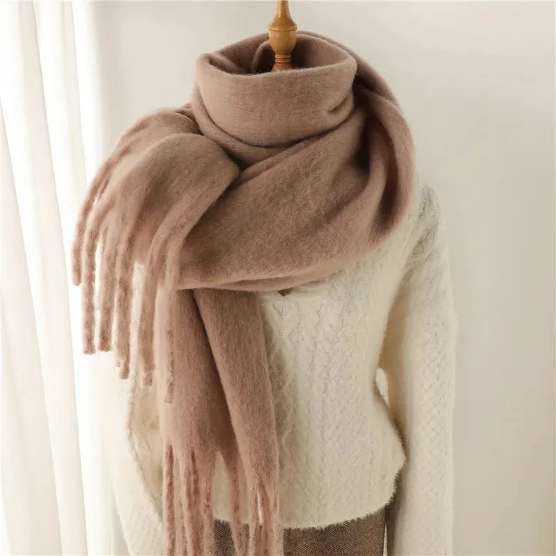 Stylish Women's Long Winter Scarf with Fringed Edges