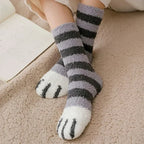 Cozy Women's Cat Paw Pattern Cotton Socks – Ultra Soft, Ideal for Winter, Size EU 35-42
