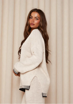 OLIVIA – Stylish & Cozy Lounge Set