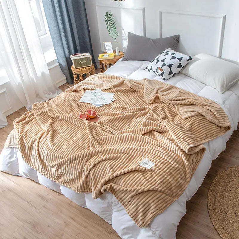 Cozy Velvet Fleece Blanket for Winter Warmth