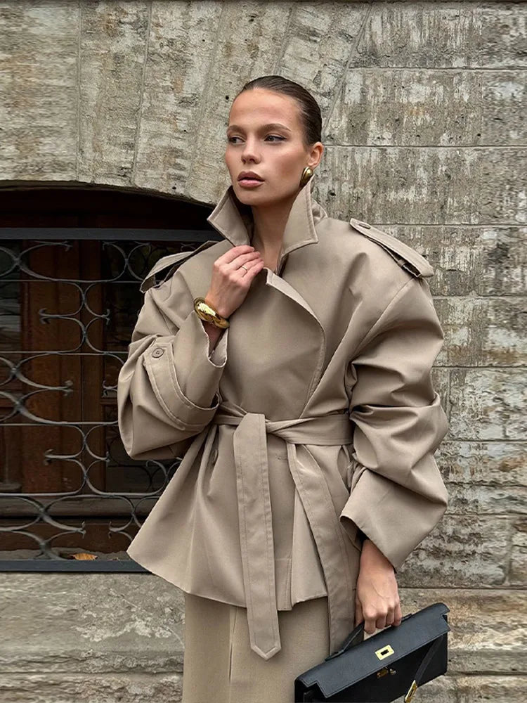 Retro Women's Trench Coat with Turn-Down Collar and Shoulder Pads - Chic Outerwear for Women