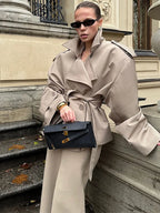 Retro Women's Trench Coat with Turn-Down Collar and Shoulder Pads - Chic Outerwear for Women