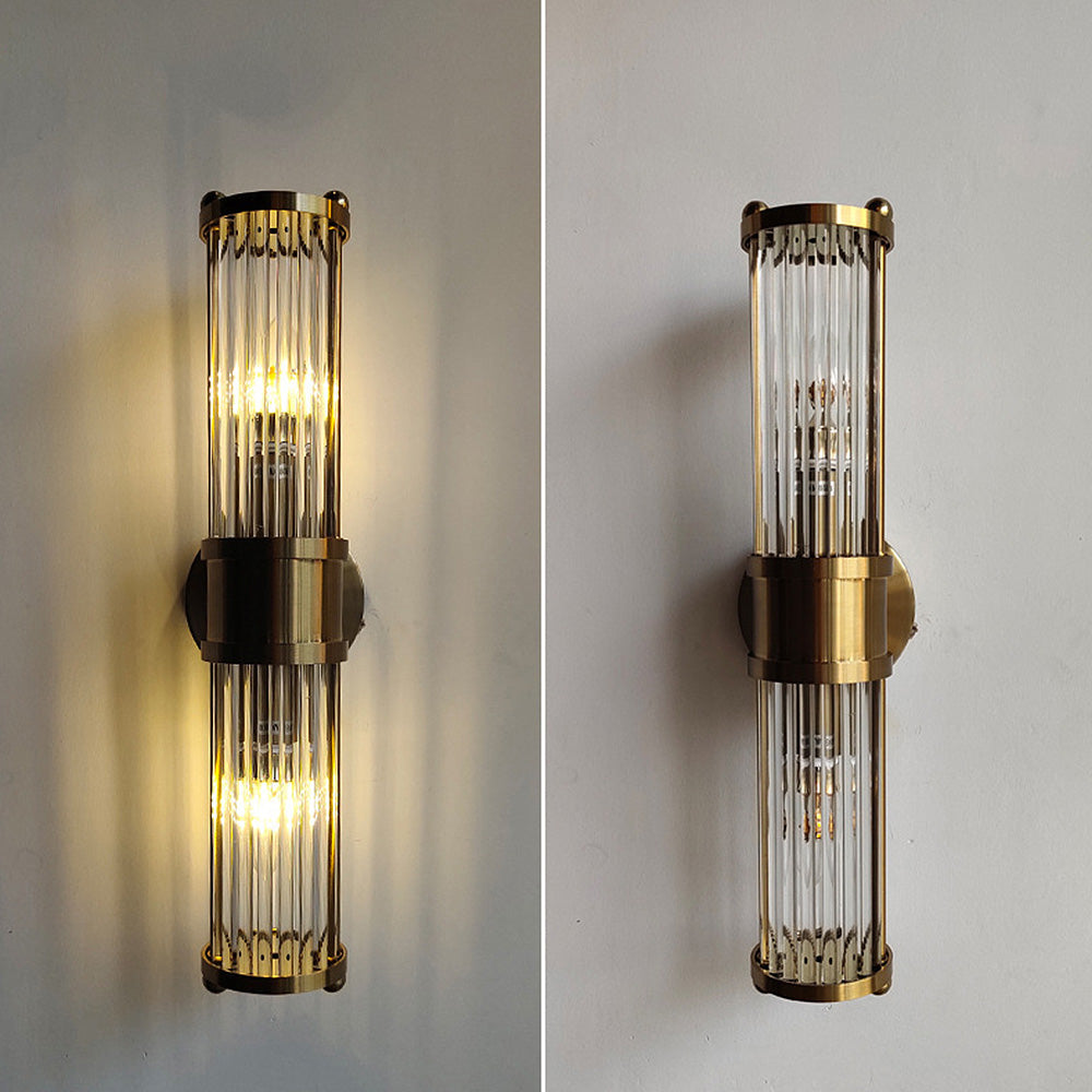Elegant Bathroom Wall Light – Radiant Gold Illumination