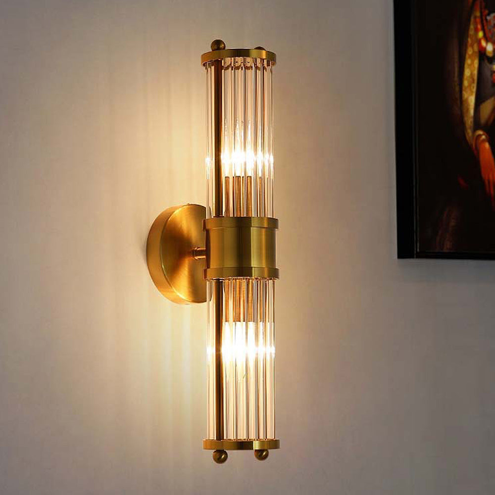Elegant Bathroom Wall Light – Radiant Gold Illumination